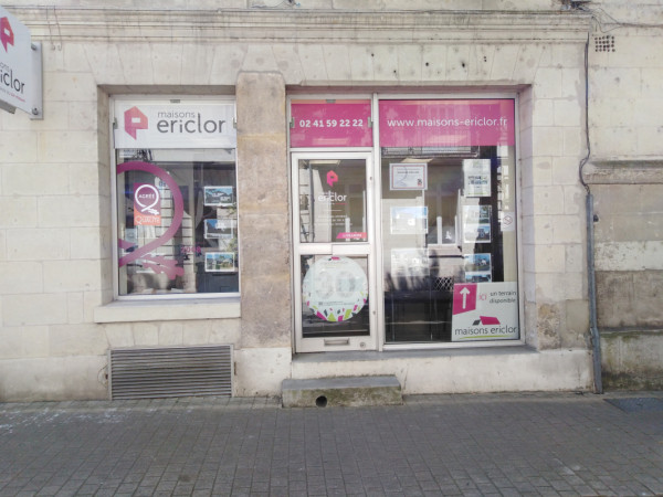 20190710 Nouvelle vitrine 2.jpg