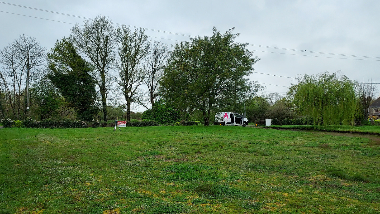 Terrain constructible de 306m2 à Fougères