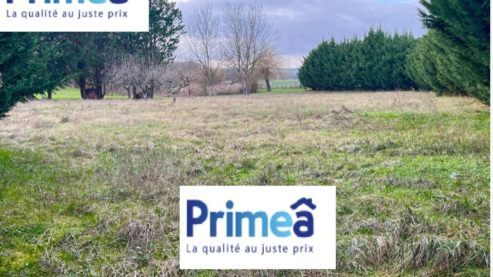 Terrain constructible de 900m2 à Bassou