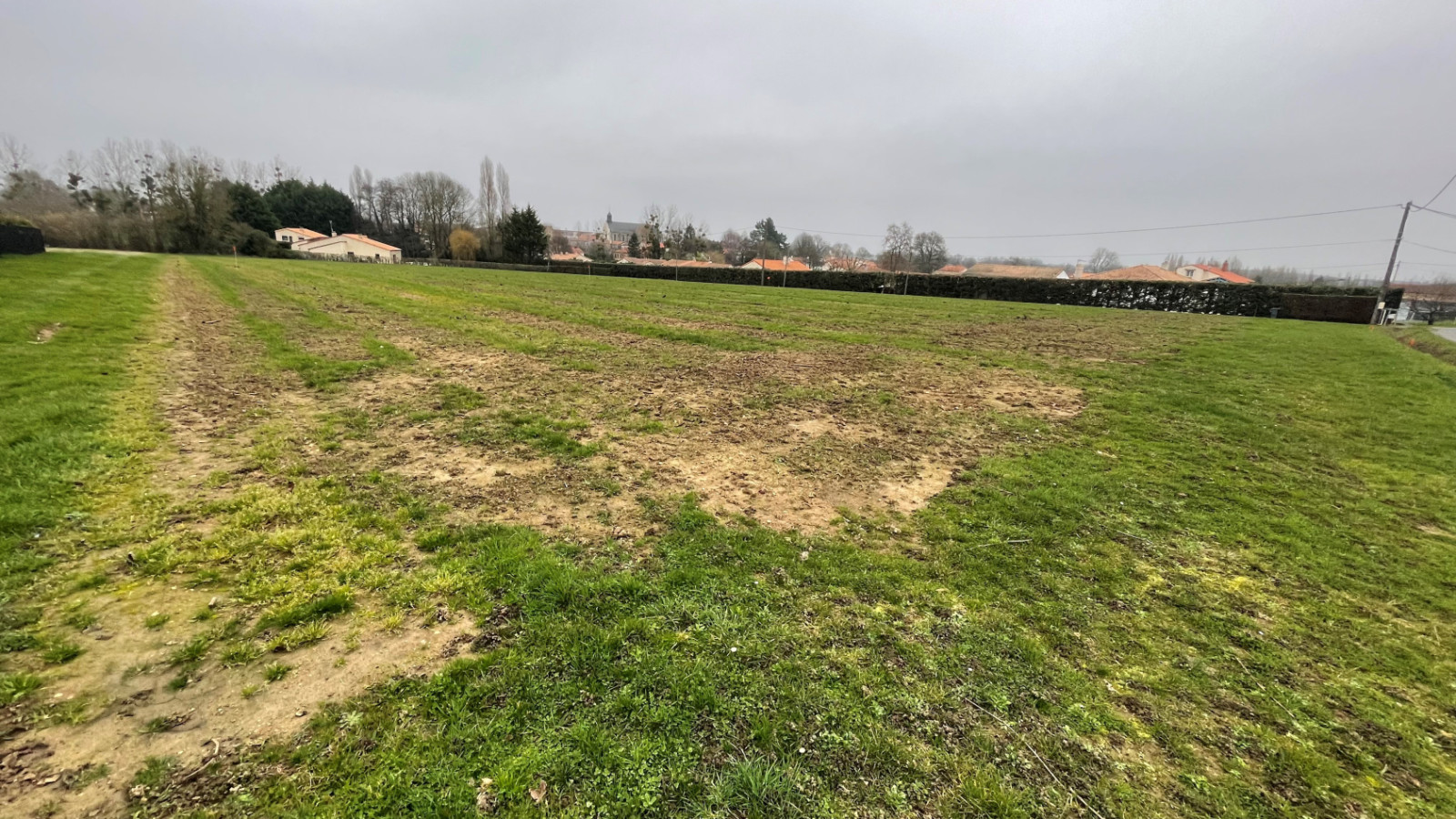 Terrain constructible de 446m2 à Corcoué-sur-Logne