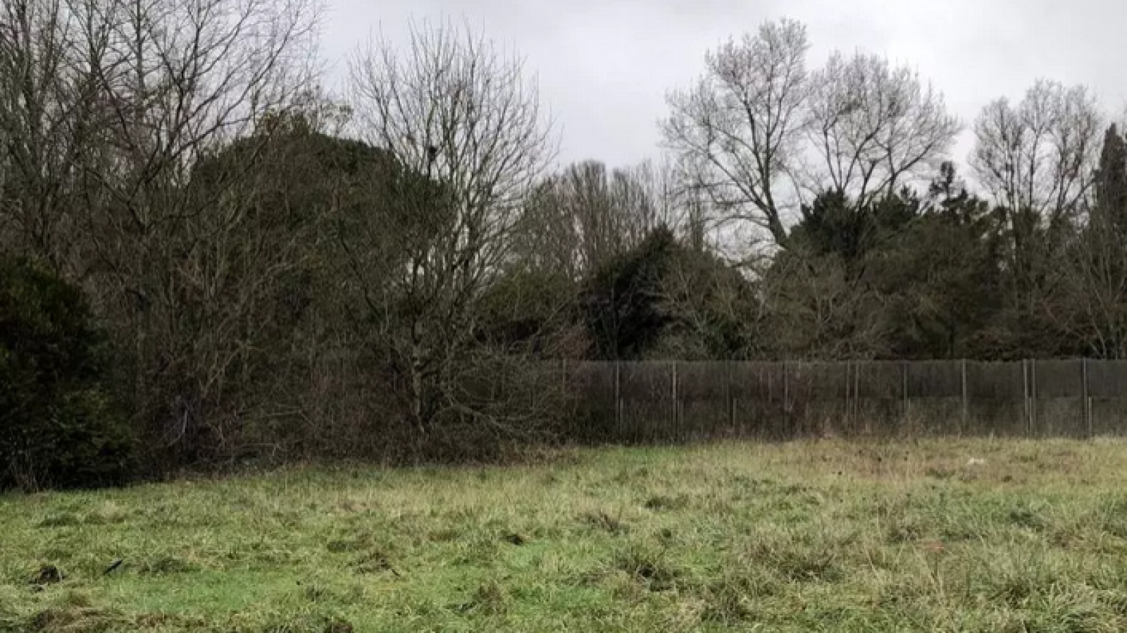 Terrain constructible de 700m2 à Doué-en-Anjou