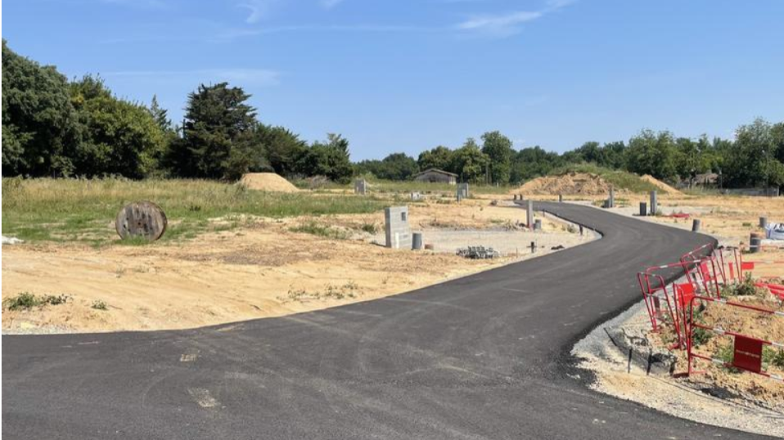 Terrain constructible de 326m2 à Cadillac-sur-Garonne