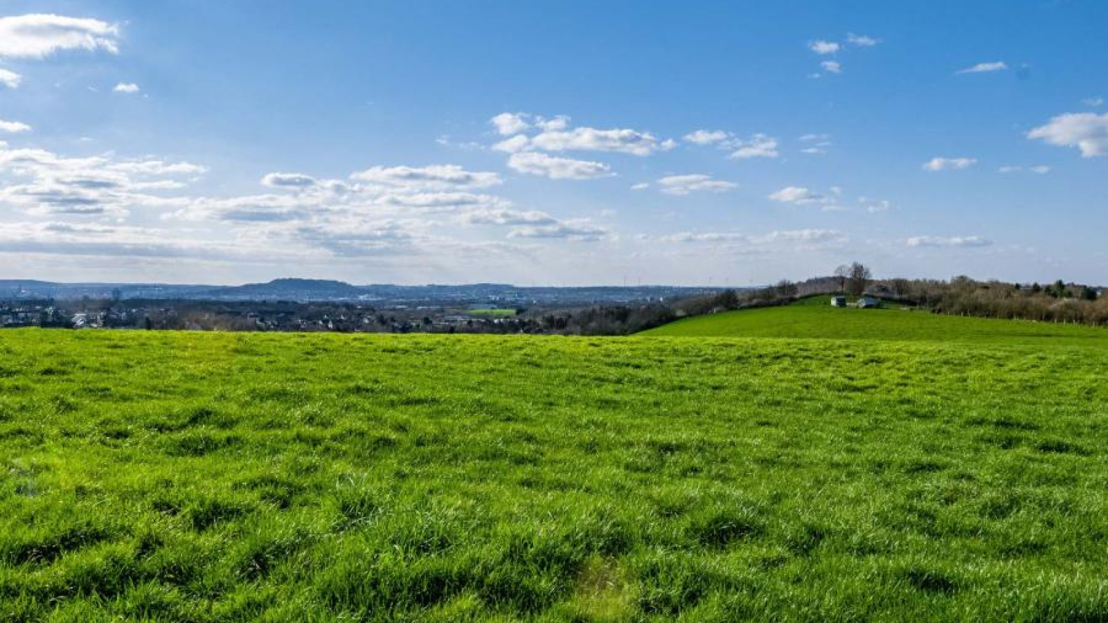 Terrain constructible de 435m2 à Beaumont-Louestault