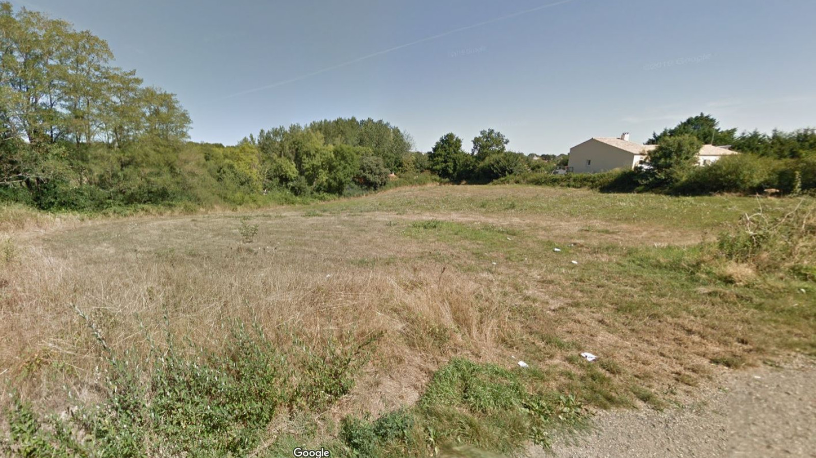 Terrain constructible de 414m2 à Le Poiré-sur-Vie