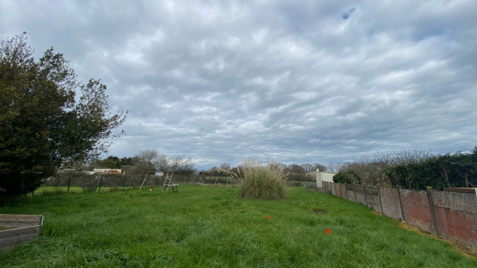 Terrain constructible de 540m2 à La Chapelle-des-Marais