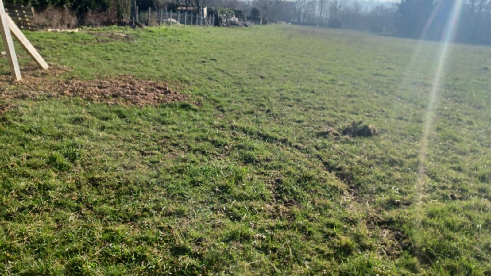 Terrain constructible de 337m2 à Saint-Domineuc