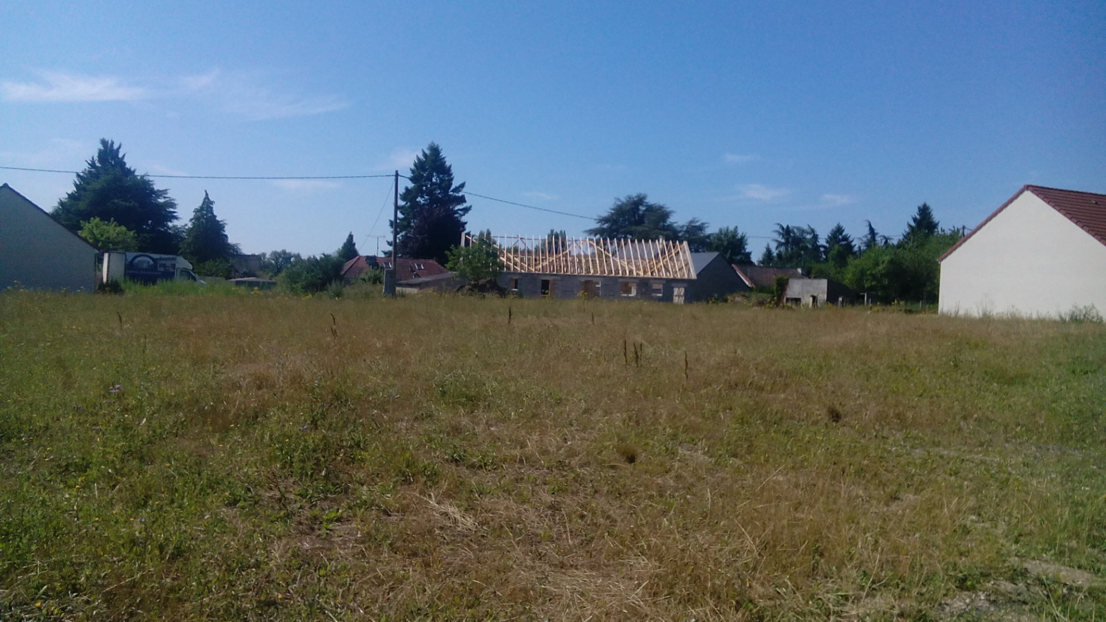 Terrain constructible de 790m2 à Saint-Étienne-de-Montluc