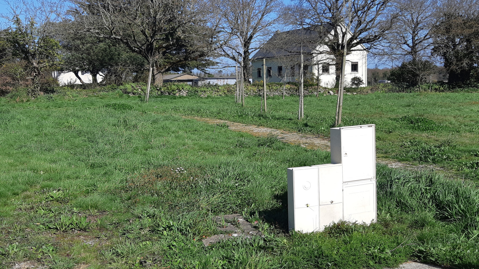 Terrain constructible de 450m2 à Saint-Lyphard