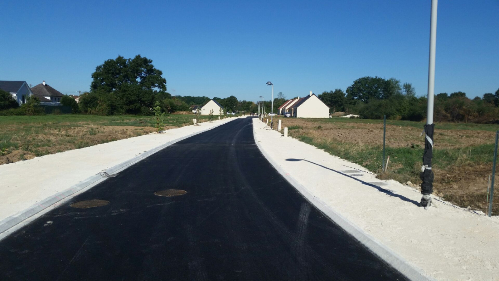 Terrain constructible de 687m2 à Bray-Saint-Aignan