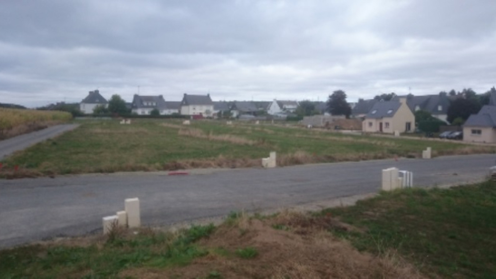 Terrain constructible de 320m2 à Joué-sur-Erdre