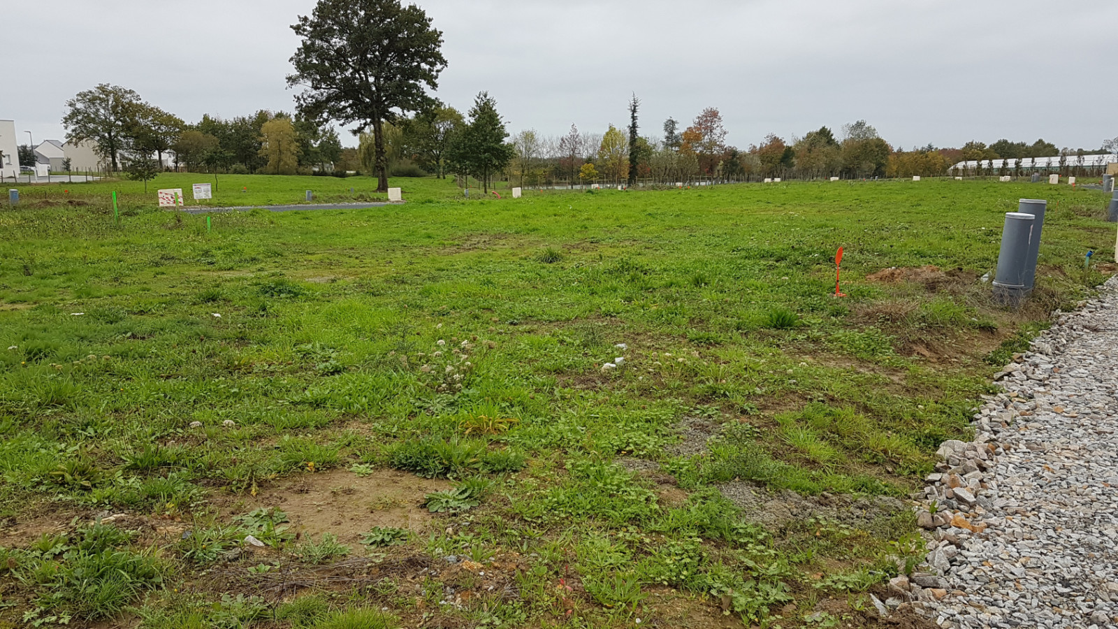 Terrain constructible de 570m2 à La Roche-Blanche