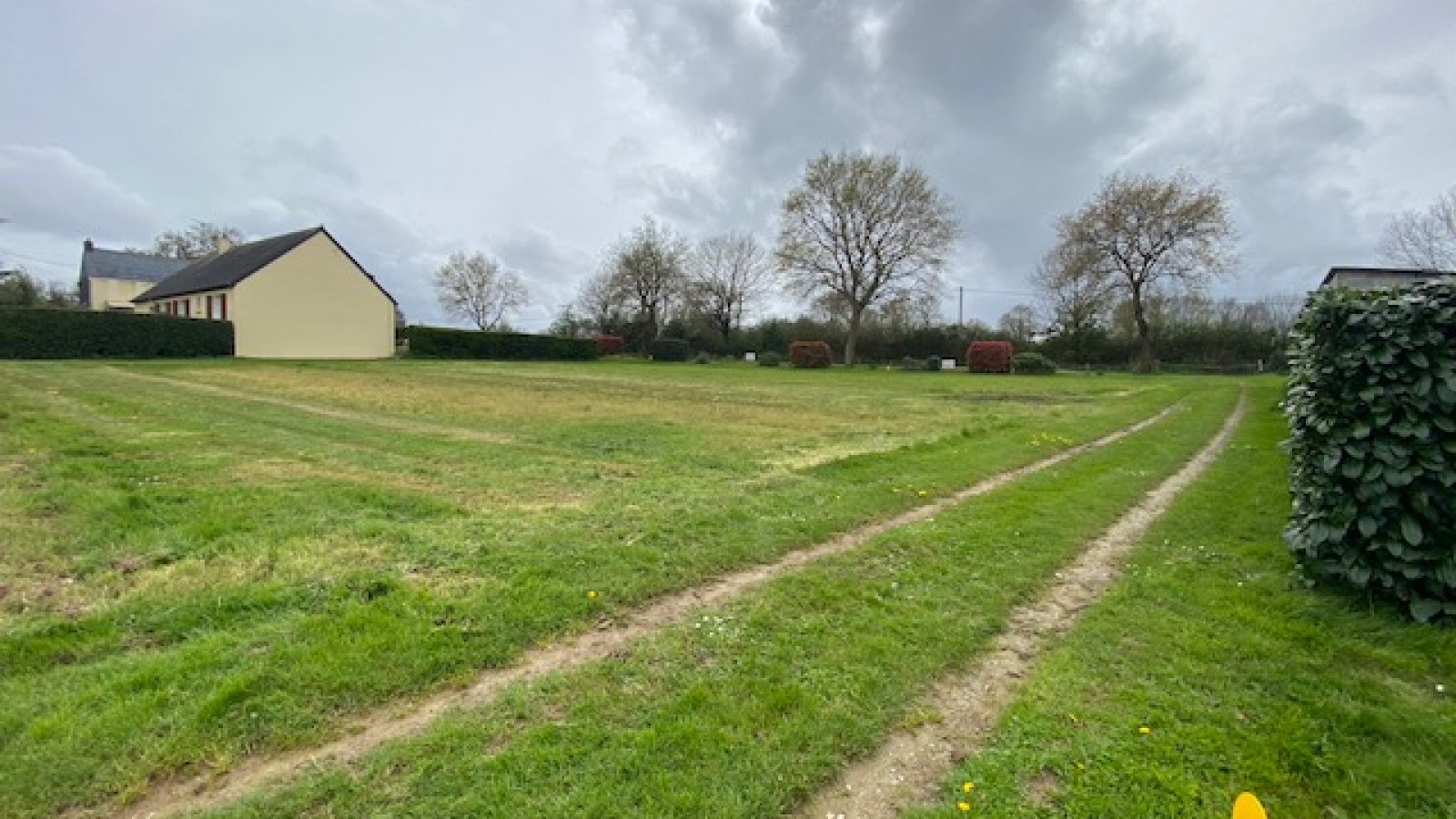 Terrain constructible de 800m2 à Sévérac